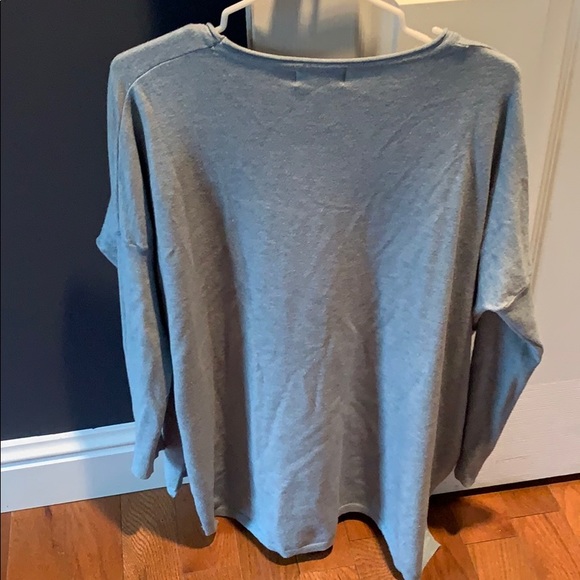 Long sweater - Picture 2 of 2